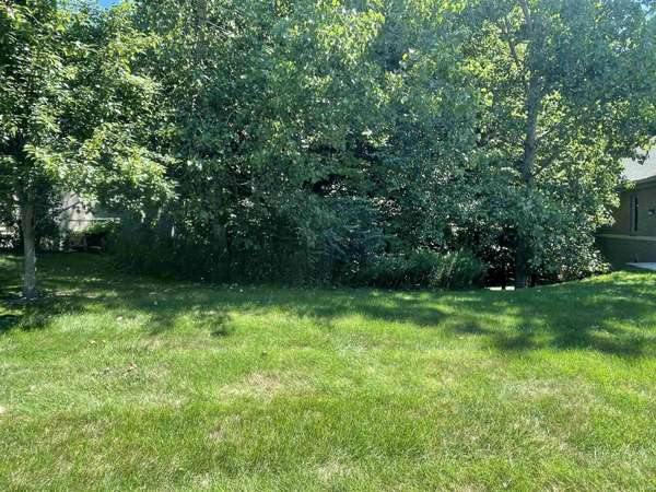 1782 Hunter's Cove CIR, Kokomo, IN 46902