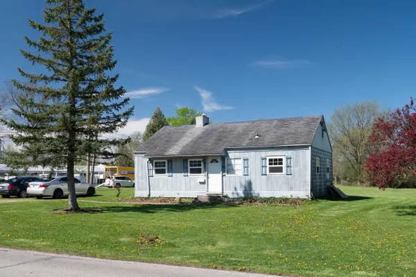 1406 Reckeweg RD, Fort Wayne, IN 46804