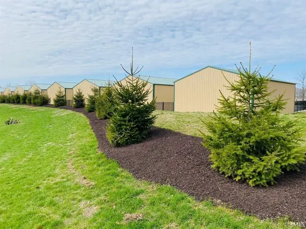 7900 N 450 W Unit 8 ***, Fremont, IN 46737