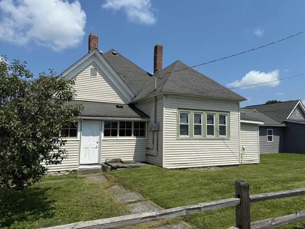 1718 & 1720 12th ST, Bedford, IN 47421