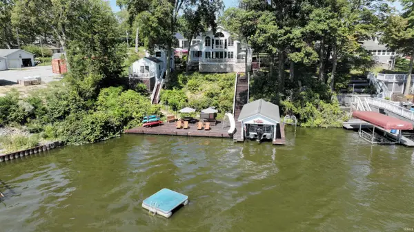 4954 E Bayfront CT, Monticello, IN 47960