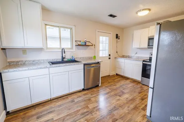7255 S Burch RD, Bloomington, IN 47403