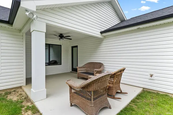 15524 Impala DR, Huntertown, IN 46748