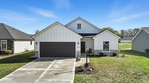 15366 Brimwillow DR, Huntertown, IN 46748