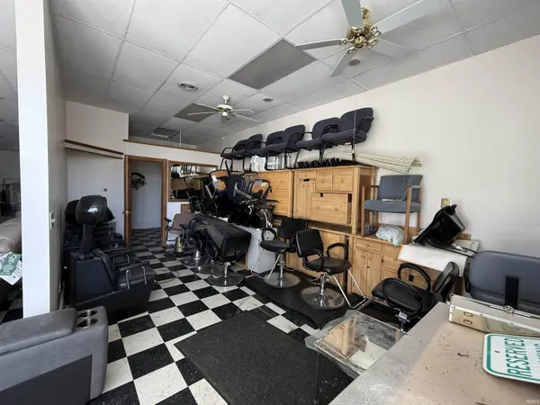 1534 W 2nd ST, Marion, IN 46952