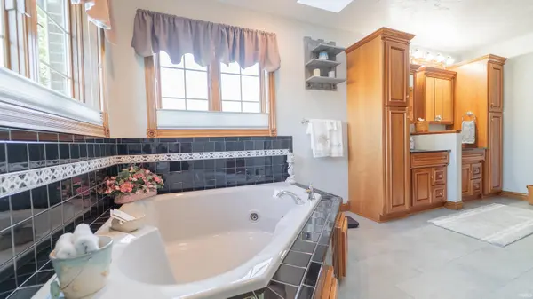 63341 Thorn RD, North Liberty, IN 46554