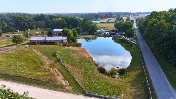 2568 E County Road 425 S ***, Sullivan, IN 47882-7734