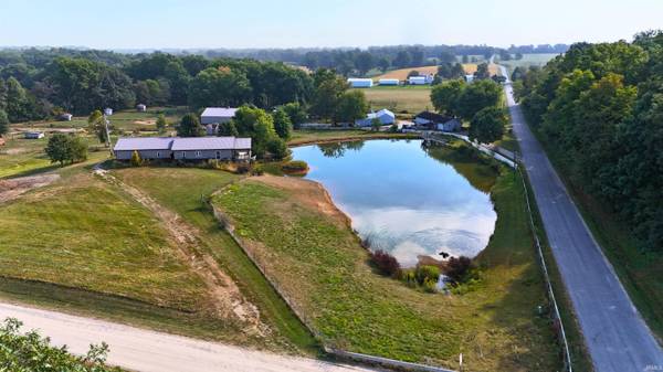 2568 E County Road 425 S ***, Sullivan, IN 47882-7734