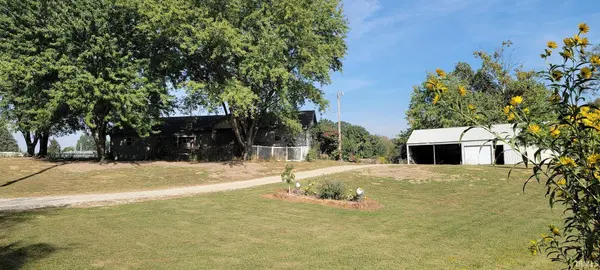 2568 E County Road 425 S ***, Sullivan, IN 47882-7734