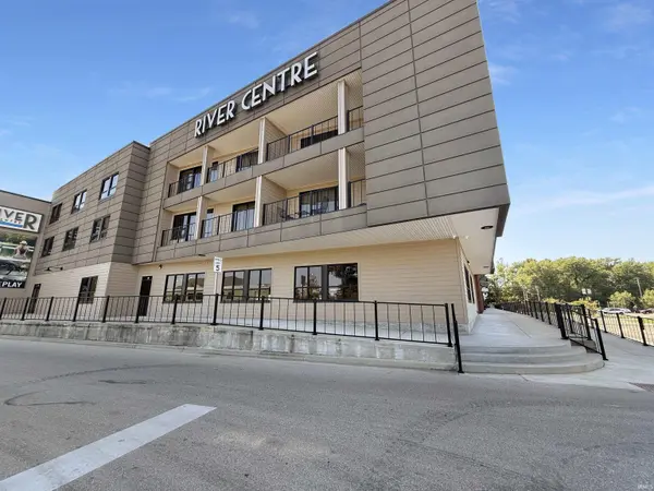 225 River Centre Landing Suite D ***, Jasper, IN 47546