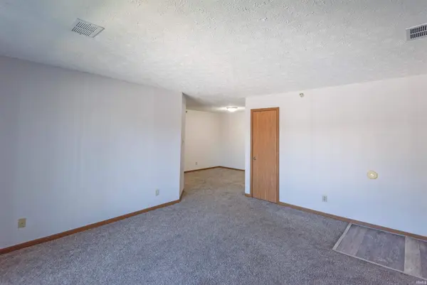 3230 E John Hinkle PL #D11, Bloomington, IN 47408