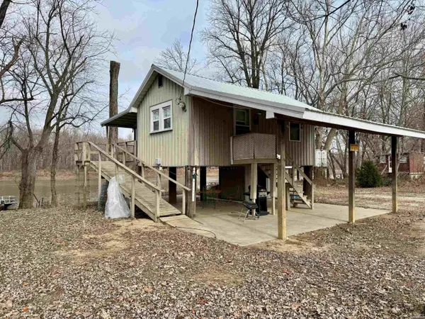 5948 N 185 W RD, Patoka, IN 47666