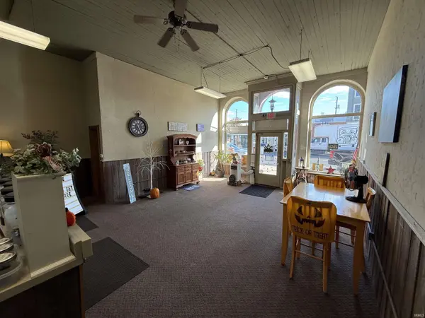 206 S Buffalo ST, Warsaw, IN 46580-4301