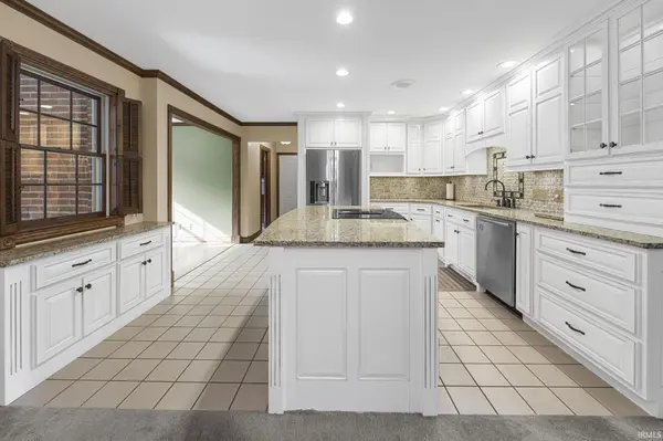 425 Schuetter RD, Jasper, IN 47546
