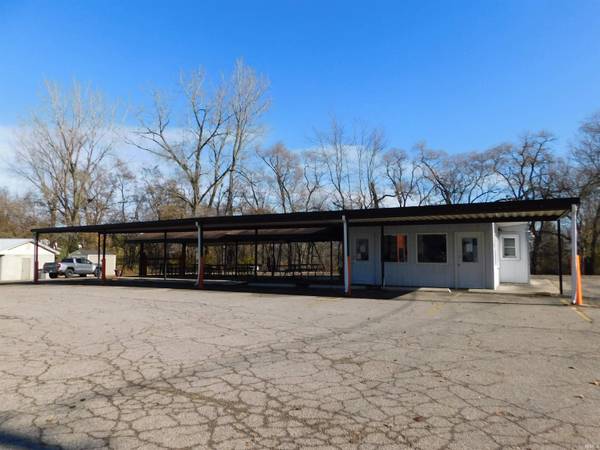 606 N Jefferson St ***, Silver Lake, IN 46982