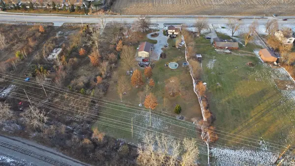6715 Bass RD, Fort Wayne, IN 46818