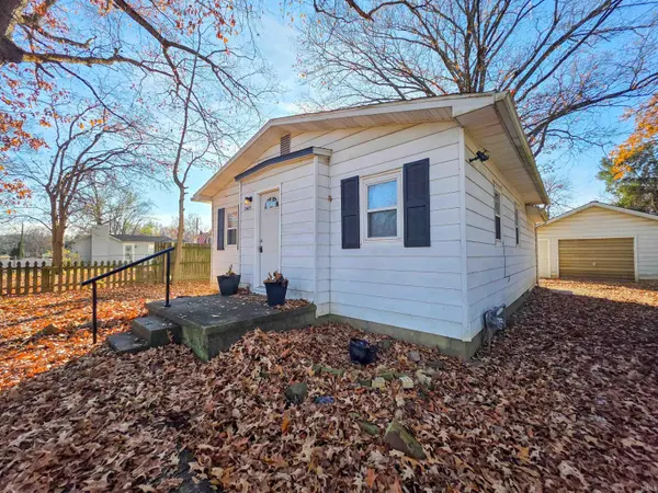 2405 Jeanette AVE, Evansville, IN 47714-6323