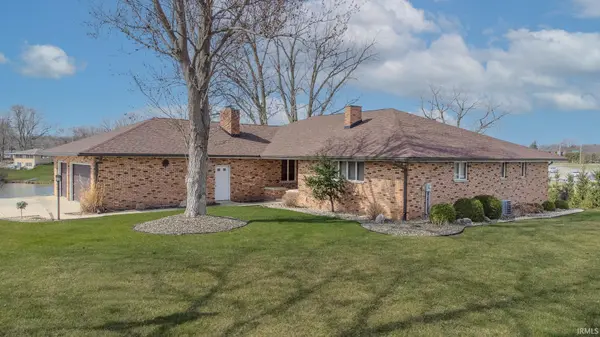 1116 Erin CT, Middlebury, IN 46540