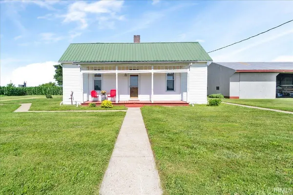 4833 N SHILOH CHURCH RD, Patoka, IN 47666