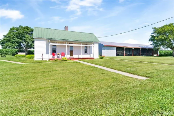 4833 N SHILOH CHURCH RD, Patoka, IN 47666