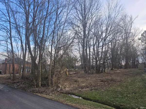 2721 Knobb Hill DR, Evansville, IN 47711