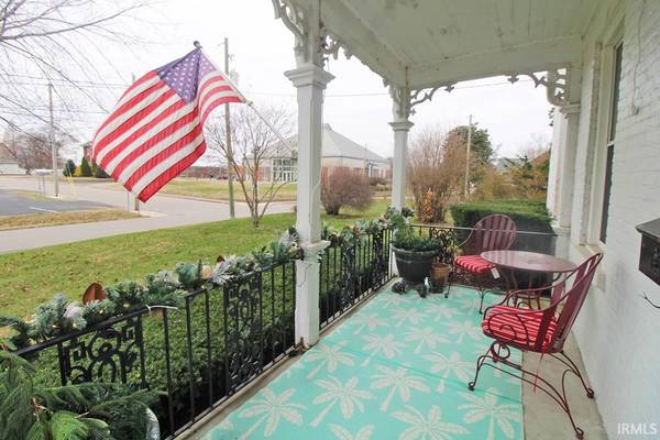 121 N Seventh ST, Boonville, IN 47601-1605