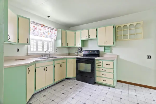 1115 W Bannister DR, Marion, IN 46953