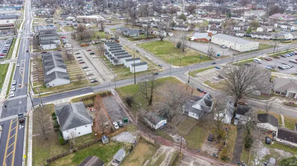 318 320 322 E Cherry ST, Evansville, IN 47713