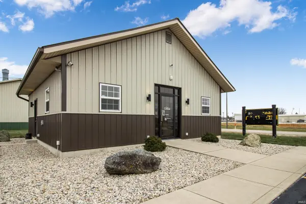 395 Symmes Center DR, Winchester, IN 47394