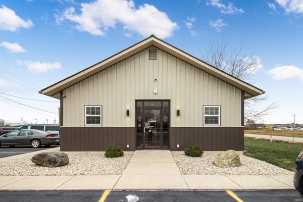 395 Symmes Center DR, Winchester, IN 47394