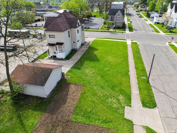 326 W Franklin ST, Elkhart, IN 46516-2744