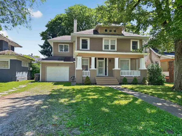 2713 Fairfield AVE, Fort Wayne, IN 46807-1216