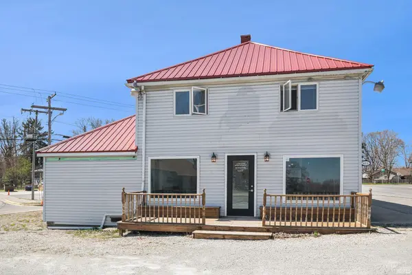 955 Fisher AVE, Warsaw, IN 46580