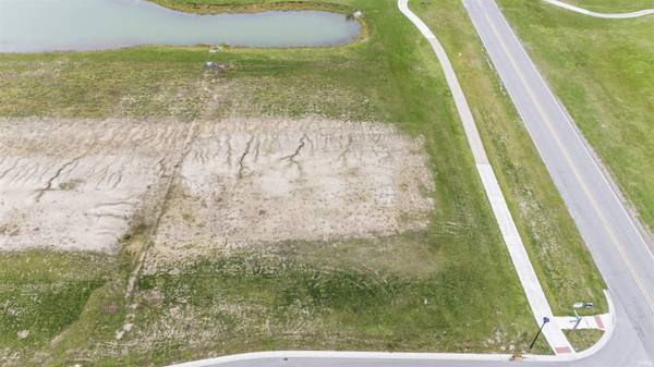 2224 Golfview DR, Auburn, IN 46706