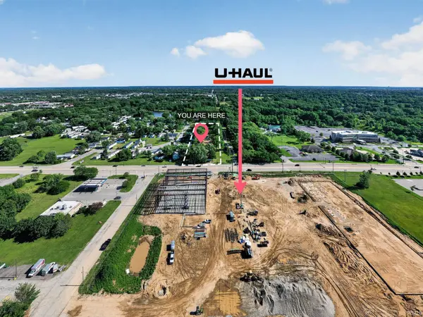 16974 Douglas RD, Mishawaka, IN 46545-1303