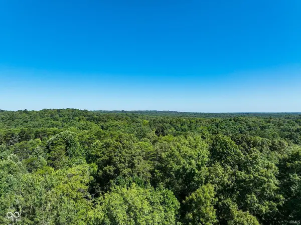 00 Lutheran Lake RD, Seymour, IN 47274