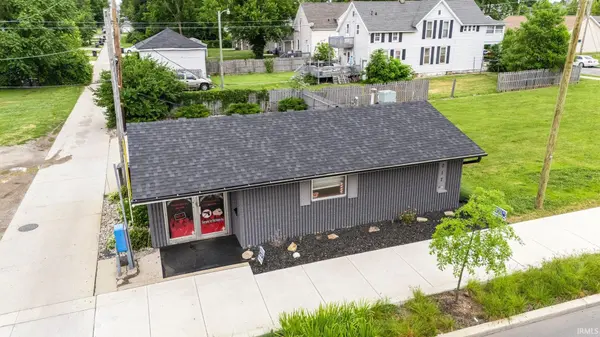 1017 E Pontiac ST, Fort Wayne, IN 46803-3441