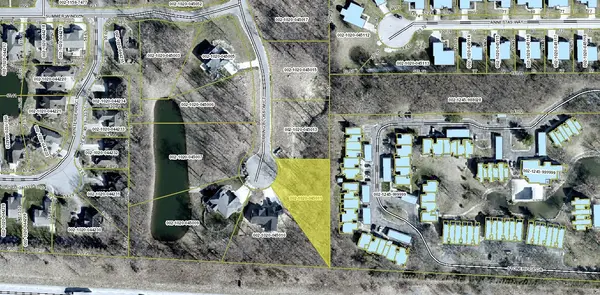 53452 Spring Blossom CT, South Bend, IN 46637