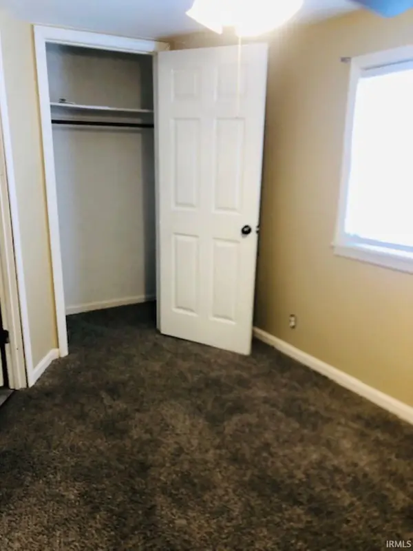 1212 E Walnut ST, Boonville, IN 47601