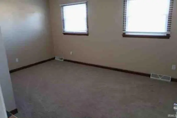 317 E Oak ST, Boonville, IN 47601