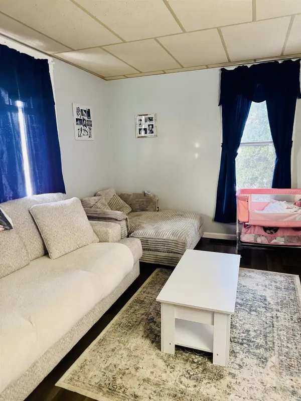 1409 E Center ST, Warsaw, IN 46580-3525