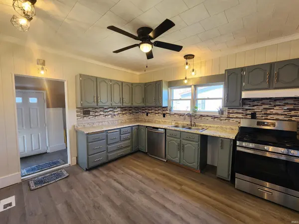 324 S Ohio ST, Bicknell, IN 47512