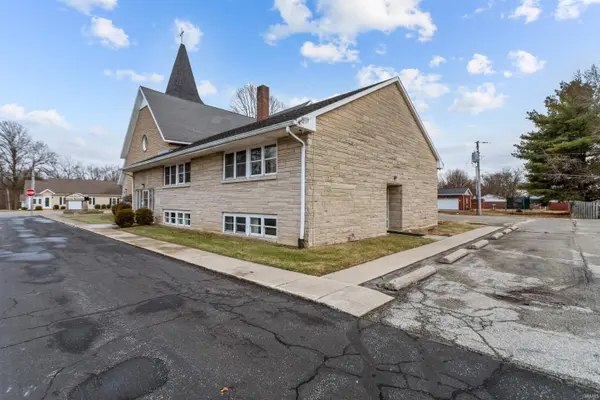 1007 S Michigan ST, Burlington, IN 46915