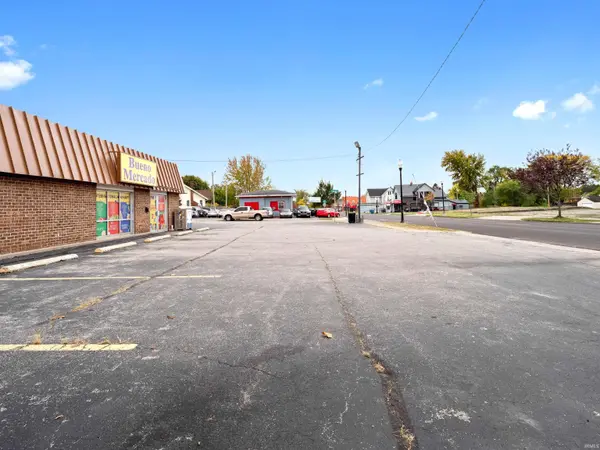 2915 S Calhoun ST, Fort Wayne, IN 46807