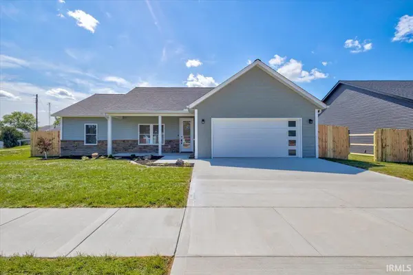 2102 Aruba DR,  Bedford,  IN 47421