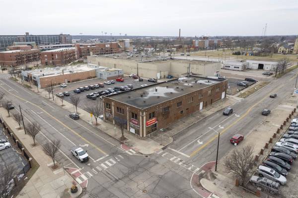 301 S Lafayette ST, South Bend, IN 46601