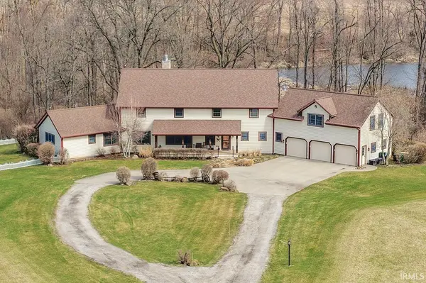 17901 County Road 112 ***, Bristol, IN 46507-8876