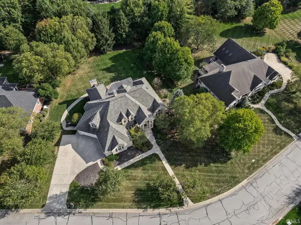3913 Sunnycroft PL, West Lafayette, IN 47906-8817