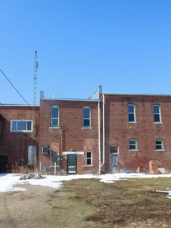 255 N Union ST, Pennville, IN 47369