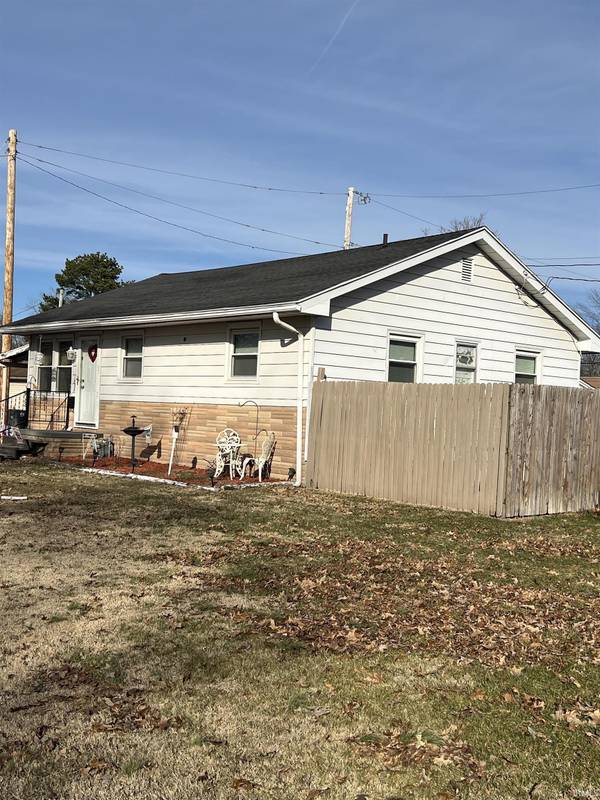 1800 S Boeke RD, Evansville, IN 47714